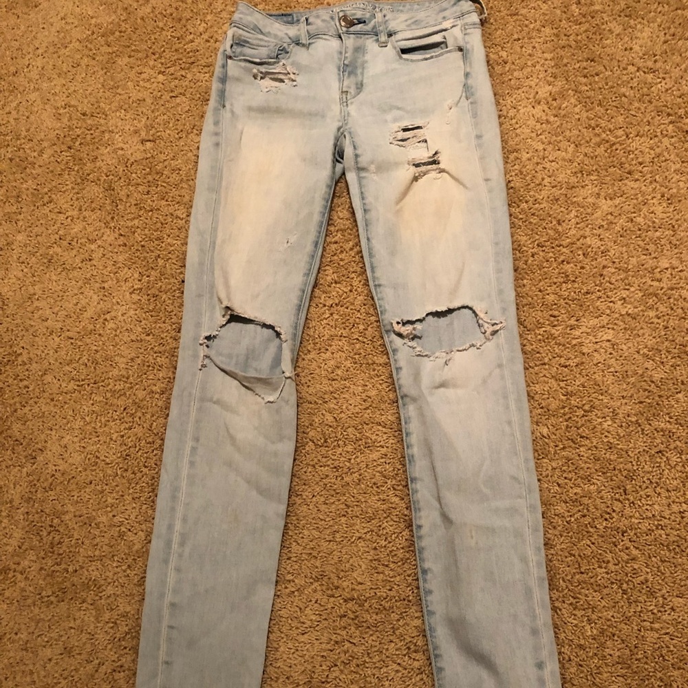 American Eagle light-washed jeans